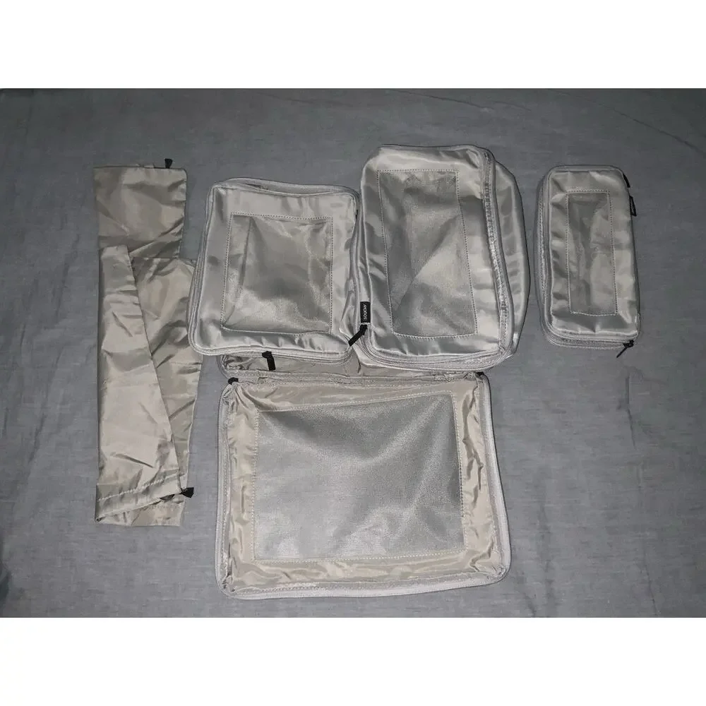 MONOS COMPRESSIBLE PACKING CUBES Gray SET OF FOUR — Never Used